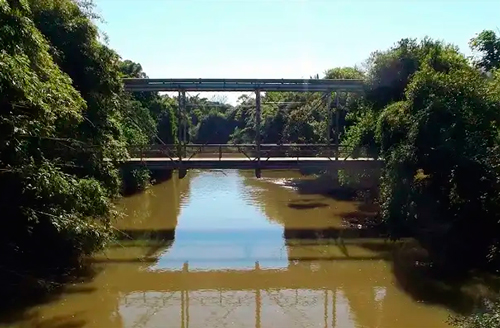 El agua y el río El agua y el río