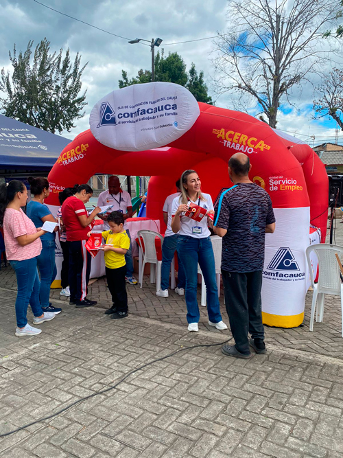 Festival de la familia unida un espacio para la diversión Festival de la familia unida: un espacio para la diversión