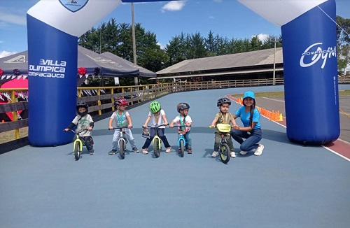 Festival de triciclos y bicicletas: niños fueron los protagonistas Festival de triciclos y bicicletas: niños fueron los protagonistas