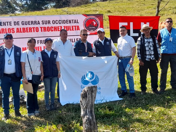 Liberado en las montañas del Cauca el intendente Luis Alberto Gómez Olivar