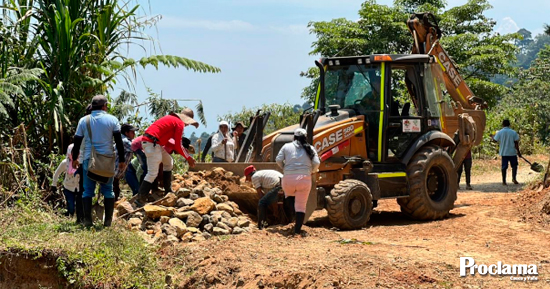 Rehabilitación de la vía Mondomo – Tres Quebradas - San Pedro Rehabilitación de la vía Mondomo – Tres Quebradas - San Pedro