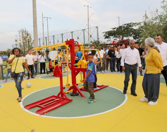 Viviendas y nuevo polideportivo beneficiarán a familias portejadeñas