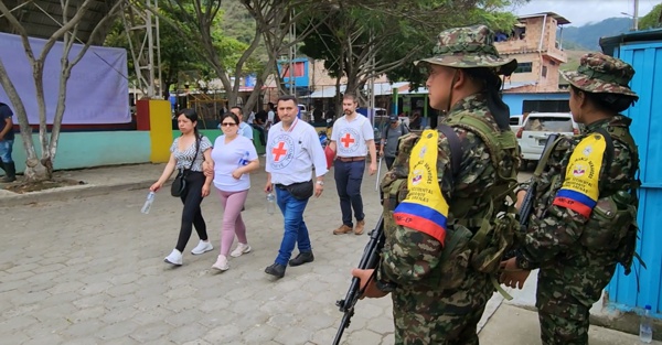 Liberados dos soldados que estaban secuestrados por las FARC-EP Liberados dos soldados que estaban secuestrados por las FARC-EP