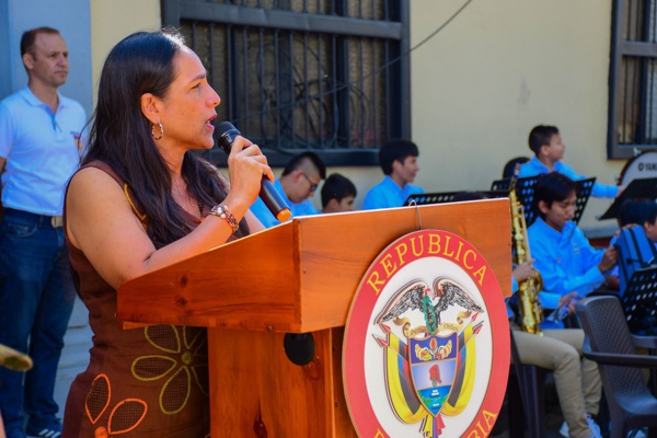 Llamado a la paz tras ataque a empleados municipales de Santander de Quilichao Llamado a la paz tras ataque a empleados municipales de Santander de Quilichao