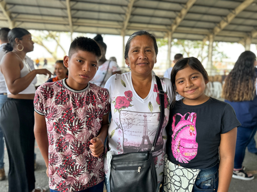 Un camino hacia la paz a través del comercio en Miranda Un camino hacia la paz a través del comercio en Miranda