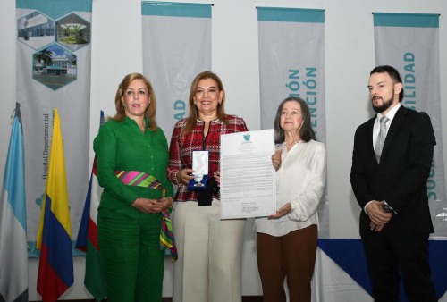 Hospital Psiquiátrico del Valle recibe orden al Mérito ‘Gran Cruz’ Hospital Psiquiátrico del Valle recibe orden al Mérito ‘Gran Cruz’