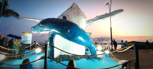 Buenaventura y su gigantesco monumento a las ballenas Buenaventura y su gigantesco monumento a las ballenas