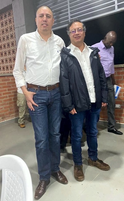 Alcalde de Buenos Aires - Oscar Eduin López y el presidente Gustavo Petro