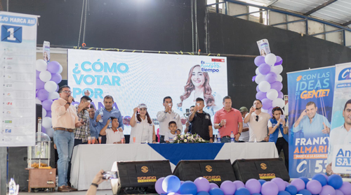 Con masivo respaldo Diana Fuentes cerró su campaña Con masivo respaldo Diana Fuentes cerró su campaña