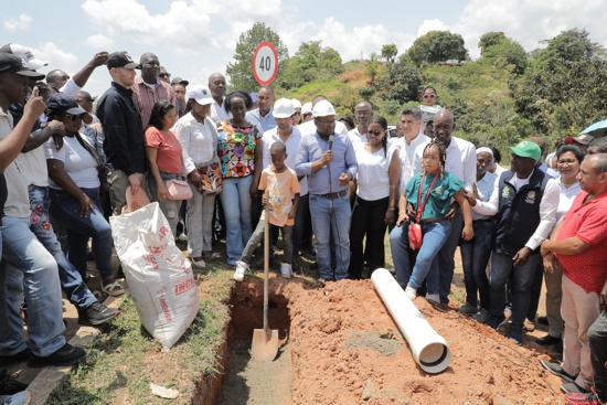 El Norte del Cauca, un indicador de progreso - Construcción Acueducto Teta - La Balsa