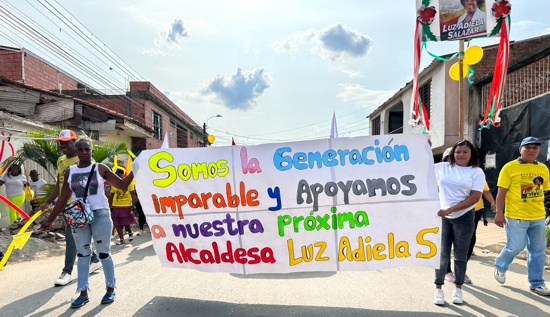 Miles de portejadeños acompañaron a Luz Adíela Salazar