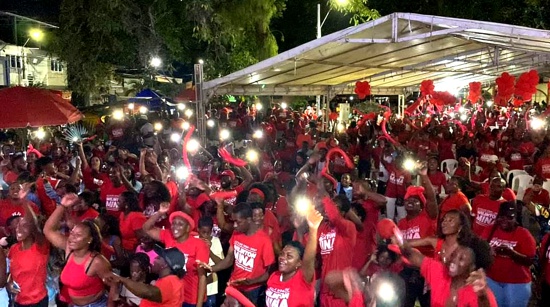 Multitudinario, así fue el cierre de campaña de Wilinton Mina.