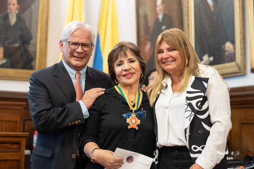 Orden Civil al Mérito para Emith Montilla