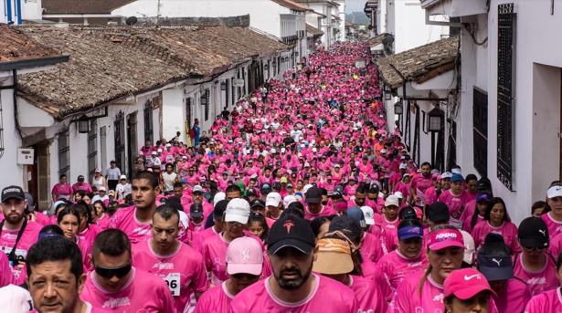 Popayán se vistió de vida, esperanza y solidaridad en la Marea Rosa