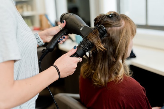 Peinados simples y hermosos, para las fans styler de los looks de pelo