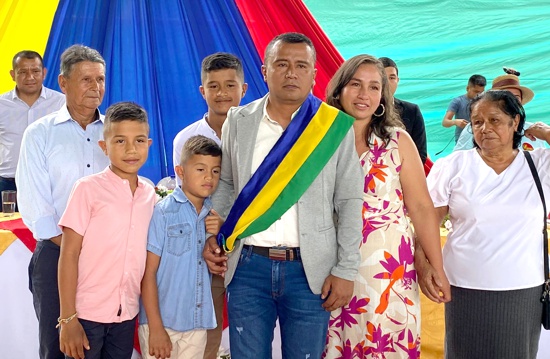 Cesar Lizardo Cerón asume la Alcaldía de Suárez, Cauca.