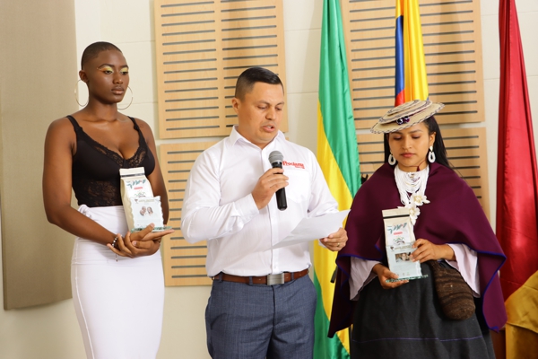 Escritores caucanos fueron laureados en Santander de Quilichao Escritores caucanos fueron laureados en Santander de Quilichao