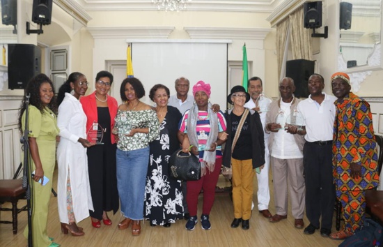 Gobernación del Cauca reconoció el legado cultural de 5 poetas y declamadores caucanos.