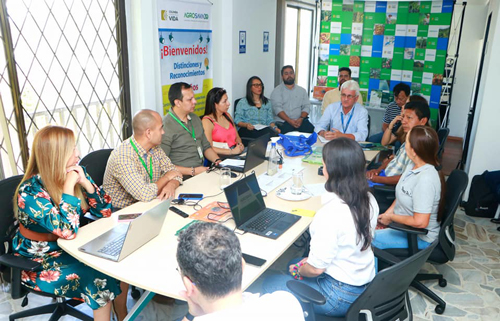 Nueva tecnología para la producción de aguacate en el Cauca Nueva tecnología para la producción de aguacate en el Cauca