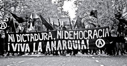 A propósito de Anarquías A propósito de Anarquías