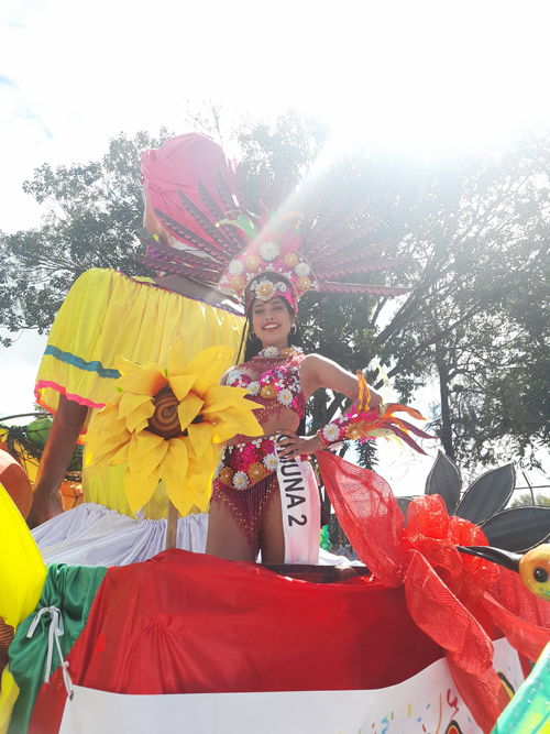 Popayán vivió el desfile de carrozas en Fiestas de Pubenza Popayán vivió el desfile de carrozas en Fiestas de Pubenza