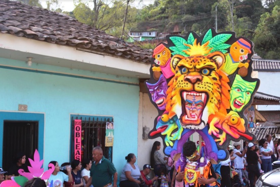 El color y la tradición visten a Bolívar - Cauca
