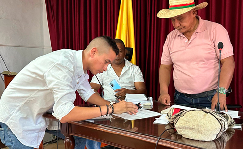Junior Gallego asume como personero de Caloto
