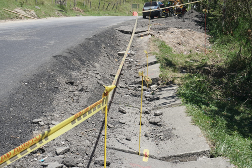 Rosas; un terreno inestable Rosas; un terreno inestable