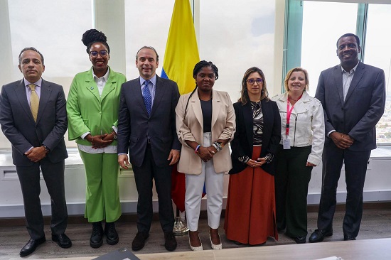 Acuerdan proyectos de equidad e inclusión para mujeres y jóvenes de Cali