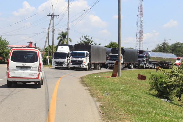 Avanzan diálogos para desbloqueo de la Panamericana