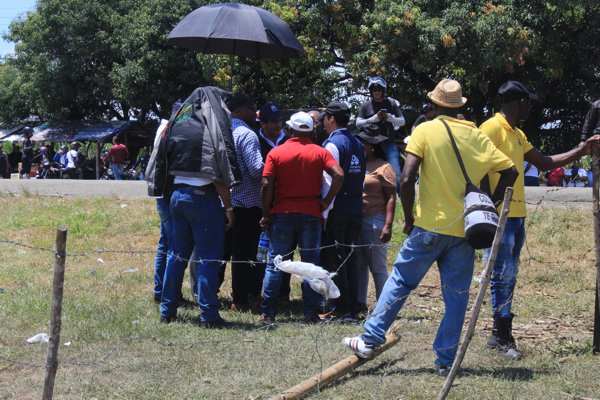 Avanzan diálogos para desbloqueo de la Panamericana