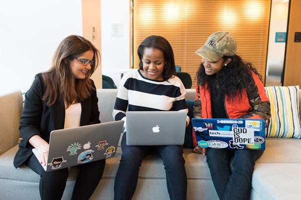 Preparación de un Currículum para el Empleo en Canadá