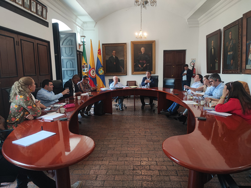 En Alianza con los empresarios payaneses y caucanos En Alianza con los empresarios payaneses y caucanos