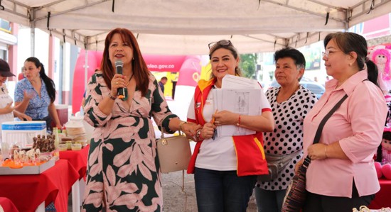 Empoderamiento femenino en acción: Feria de Empleo y Emprendimiento de Comfacauca. Empoderamiento femenino en acción: Feria de Empleo y Emprendimiento de Comfacauca.