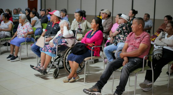 En Alianza con los Adultos Mayores En Alianza con los Adultos Mayores