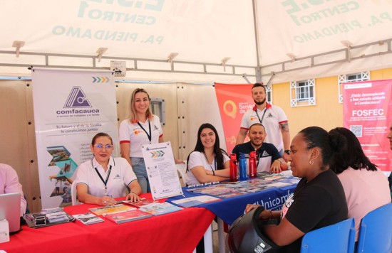 Feria de Servicios Comfacauca llega a Piendamó en el barrio Oasis Feria de Servicios Comfacauca llega a Piendamó en el barrio Oasis