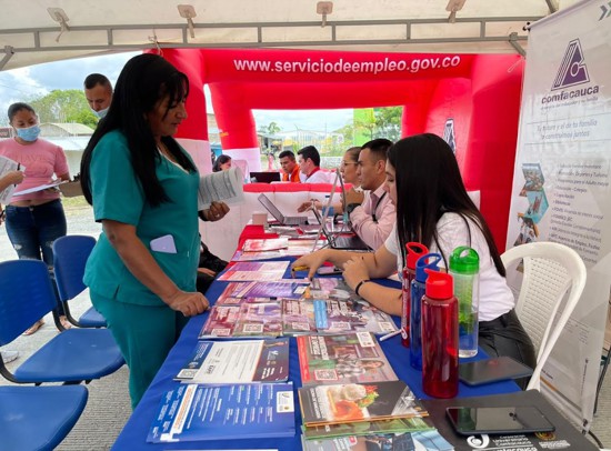 Feria de Servicios Comfacauca llega a Piendamó en el barrio Oasis Feria de Servicios Comfacauca llega a Piendamó en el barrio Oasis