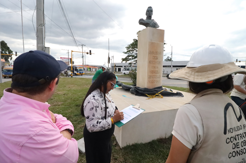 Alcalde firma Alianza para llevar agua potable a las veredas