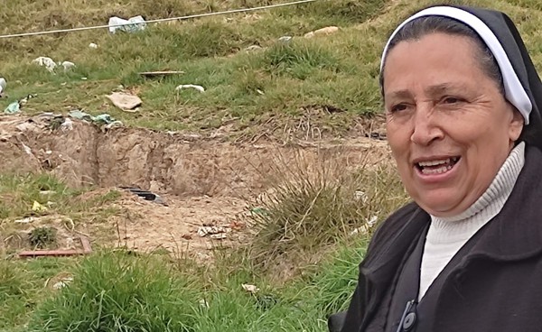 Una visita inesperada en Semana Santa Una visita inesperada en Semana Santa