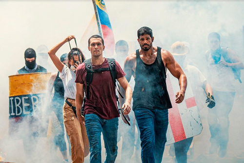 “Simón: Un tributo a la resiliencia venezolana” “Simón: Un tributo a la resiliencia venezolana”