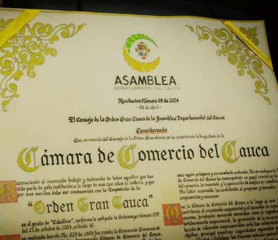 Asamblea Departamental reconoce labor centenaria de la Cámara de Comercio del Cauca.