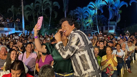 Camilo Cifuentes las mil y una voces en el Festival de Música Clásica de Santander de Quilichao Camilo Cifuentes las mil y una voces en el Festival de Música Clásica de Santander de Quilichao
