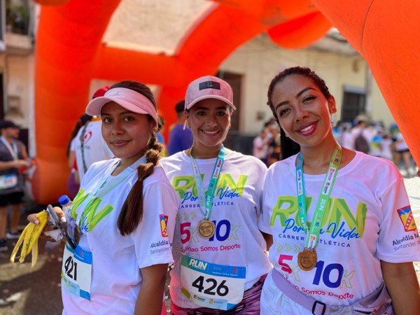Más de 1000 quilichagueños galardonados por participación deportiva