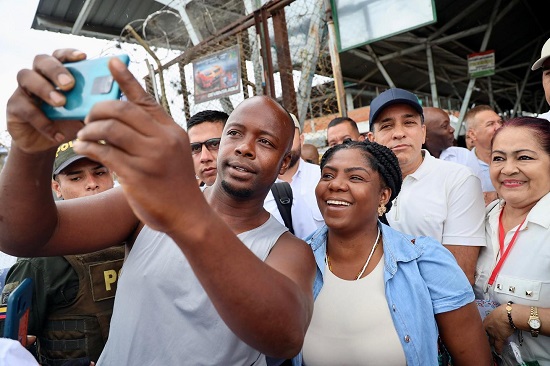La vicepresidenta Francia Márquez Mina y el Cauca: Una relación inquebrantable. La vicepresidenta Francia Márquez Mina y el Cauca: Una relación inquebrantable.
