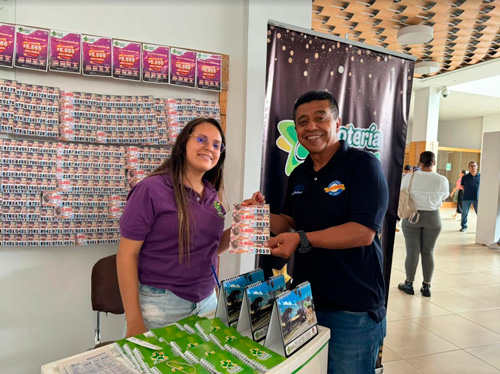 Apoyando el arte y la cultura en la semana mayor