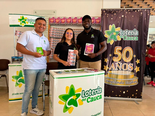 Apoyando el arte y la cultura en la semana mayor