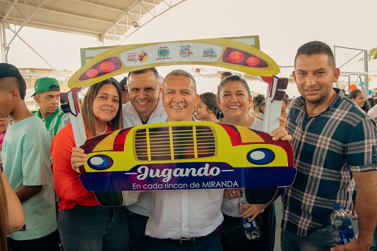 Alcaldía de Miranda conmemoró el Día de la Niñez a través de la cultura y la diversión Alcaldía de Miranda conmemoró el Día de la Niñez a través de la cultura y la diversión