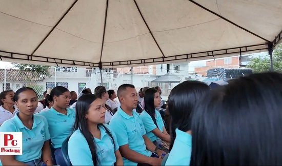 Ambulancia y vehículo fortalecen la salud en Corinto