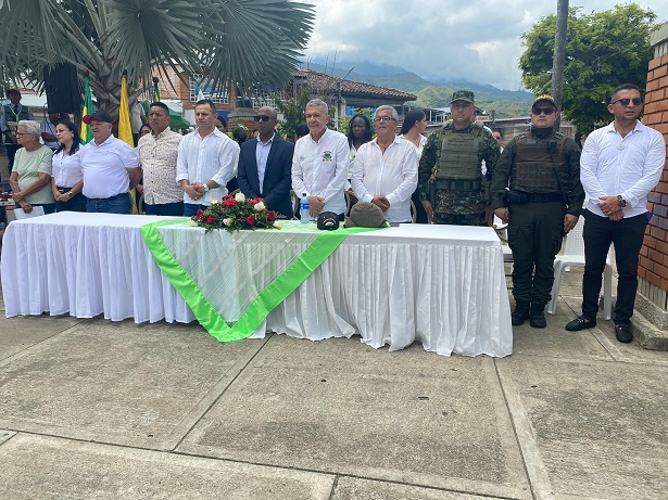 Celebración por lo alto en los 125 años de Miranda Celebración por lo alto en los 125 años de Miranda