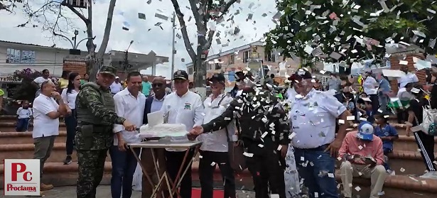 Celebración por lo alto en los 125 años de Miranda Celebración por lo alto en los 125 años de Miranda
